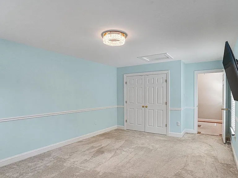 1st bedroom
