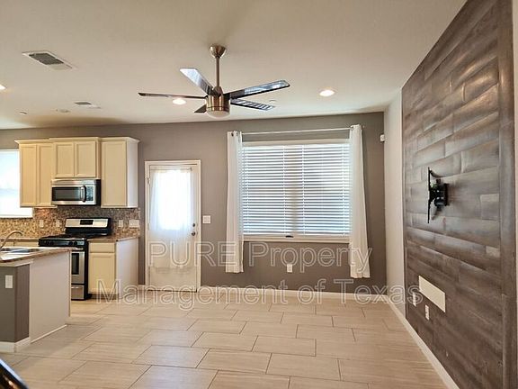 5th image of 1001 Zodiac Ln Unit 19