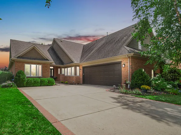 49 Kilmartin Ct, Valparaiso, IN 46385