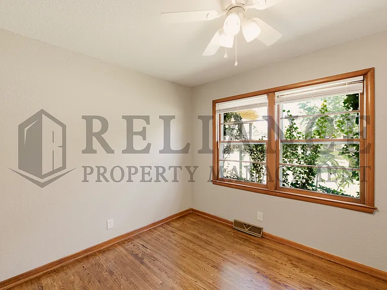 841 N Country Acres Ave — Photo 29
