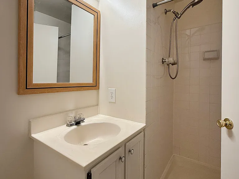 10240 Arizona Cir — Photo 21