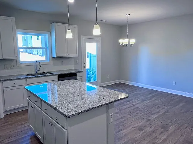 521 Barrington Row Ave — Photo 9