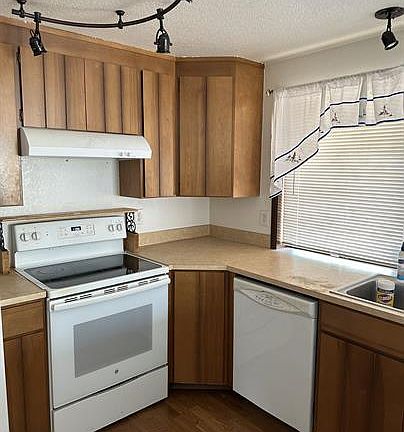 5th image of 6301 248th Street Ct E