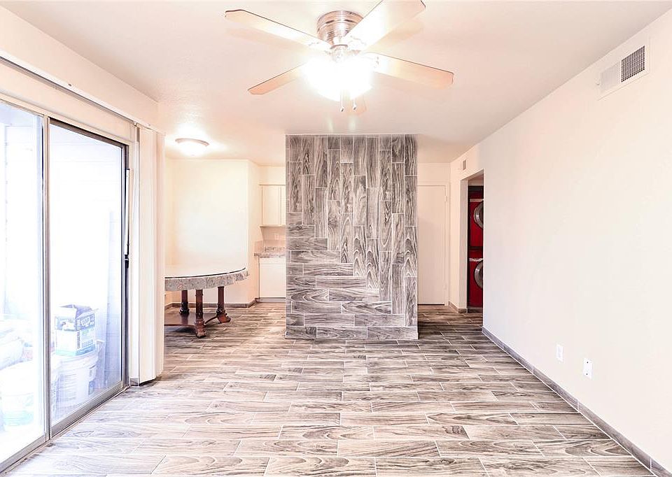 1st image of 8039 Cambridge Cir