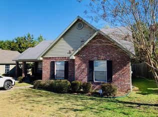 2500 Creekwood Dr, Ruston, LA 71270