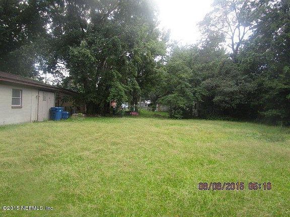 5th image of 13432 Galway Ave
