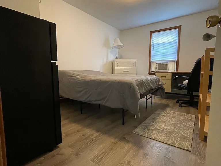 92 Edwards St #9 — Photo 2