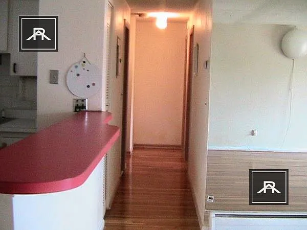 48 Green St #409 — Photo 5