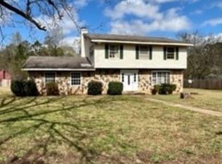 301 Wake Forest Dr, Warner Robins, GA 31093