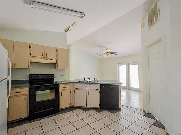 5th image of 5289 N Irving Park Ave