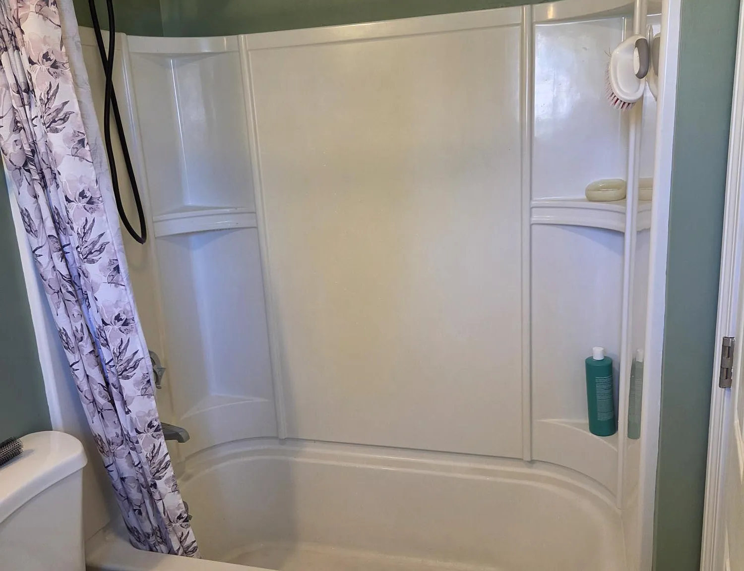 1 bed, 705 sqft, $2,100 — Photo 2