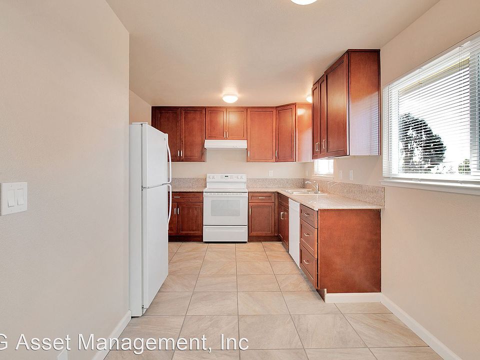 1st image of 2041 Miramonte Ave Unit 15