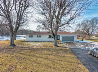 1952 Hayes Leonard Rd, Valparaiso, IN 46385