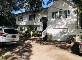 71 Barton Ave, Patchogue, NY 11772