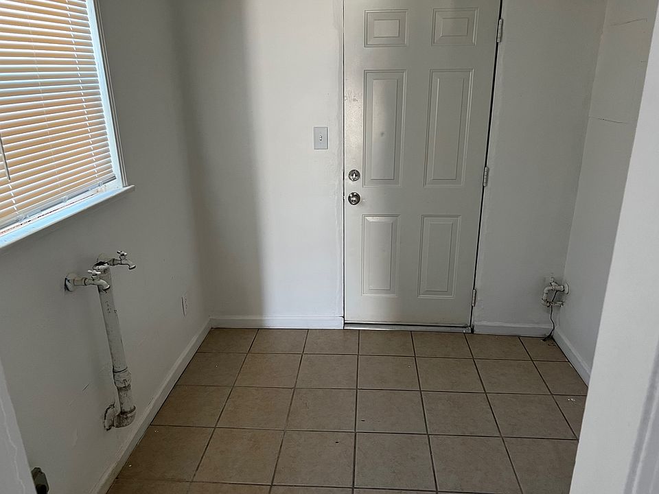 1017 Hall Ave. 1017 Hall Ave Corcoran, CA Zillow Apartments for