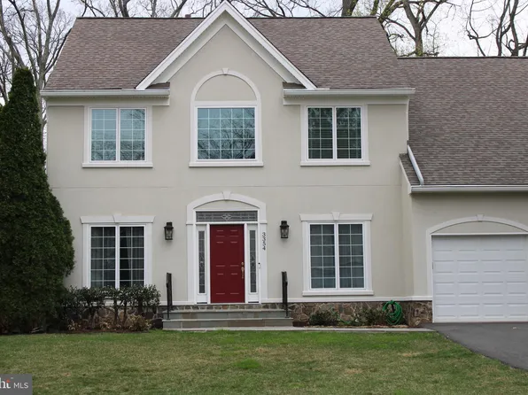 3354 Roundtree Estates Ct, Falls Church, VA 22042