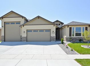 250 N Delehaye Ln, Eagle, ID 83616