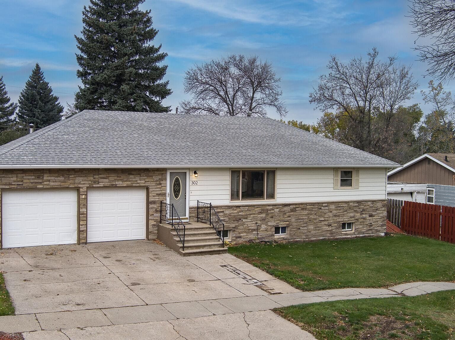 302 S 4th St, New Salem, ND 58563 Zillow