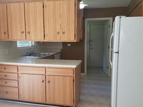 4th image of 505 Ashby Dr