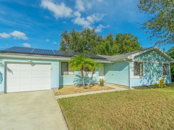 2533 SE Grand Drive, Port St Lucie, FL 34952
