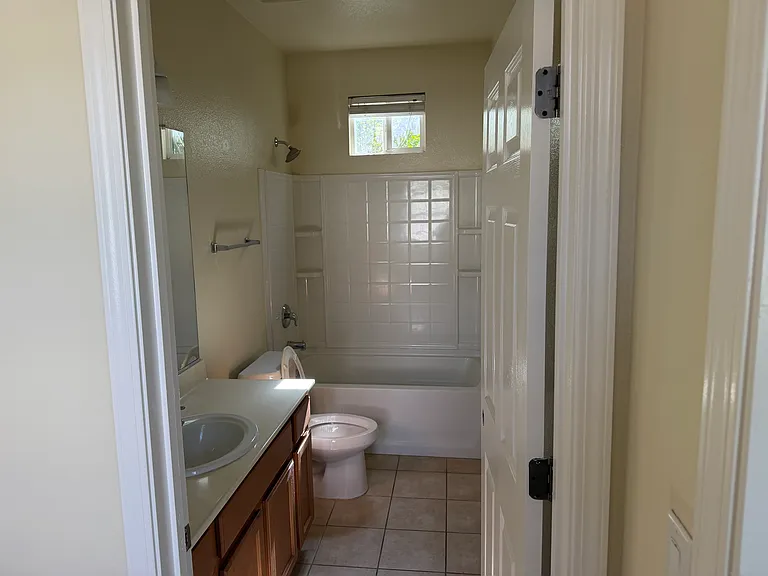 1456 Eaglesfield Ln — Photo 6
