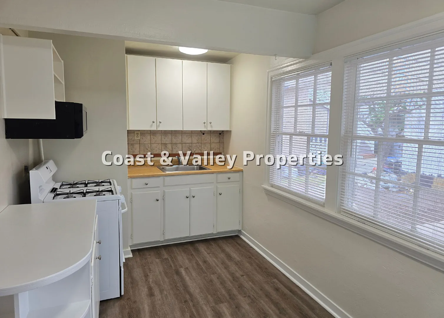 157 Central Avenue , Salinas CA 93901 — Photo 2