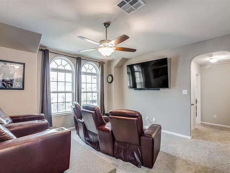 4258 McGregor Bluff Ln — Photo 11