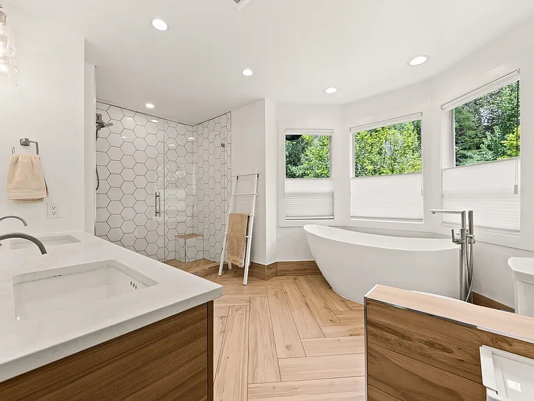 2990 Panorama Dr — Photo 21