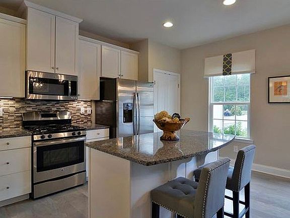 5th image of 11303 Mayo Ct