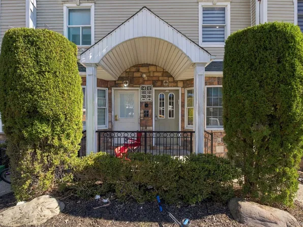 12 Widman Court #201, Spring Valley, NY 10977
