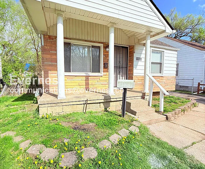 8270 Trinity St — Photo 2
