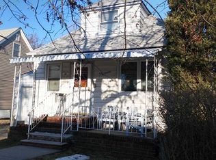 15 Halstead Ave, Wallington, NJ 07057