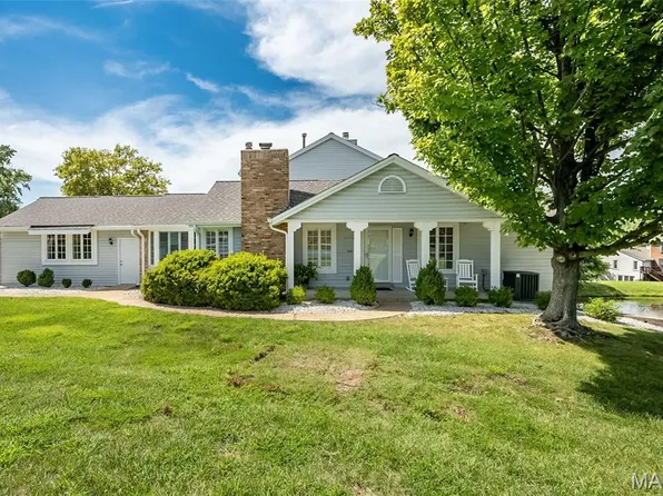 2362 Claymoor Dr, Chesterfield, MO 63017