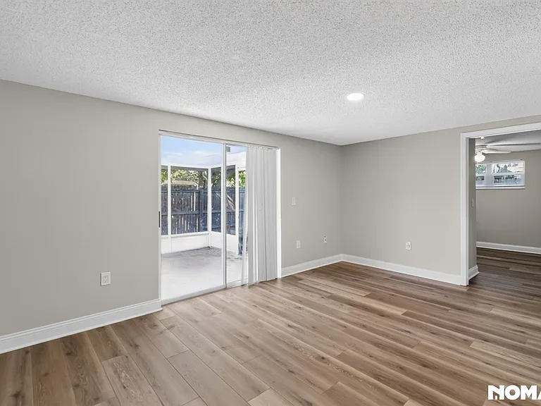 4846 Dogwood St — Photo 10