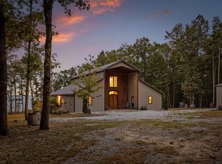 400 Maple Trl, Pikeville, TN 37367