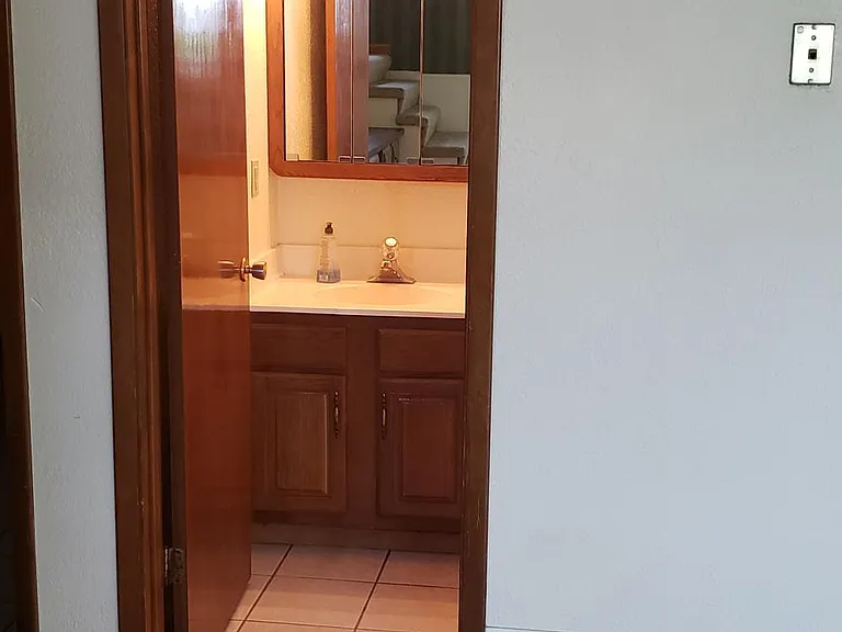 3870 Hillcrest Rd — Photo 14