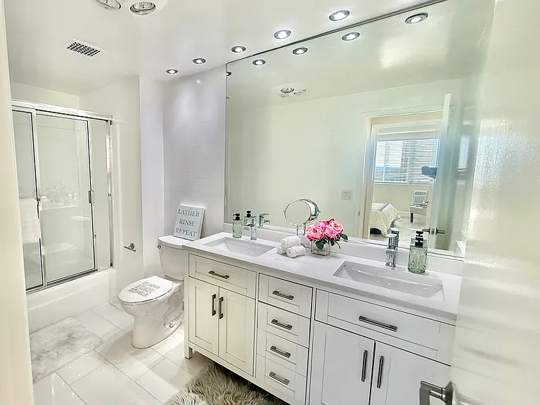 Spacious bathroom with new cabinet and countertop!