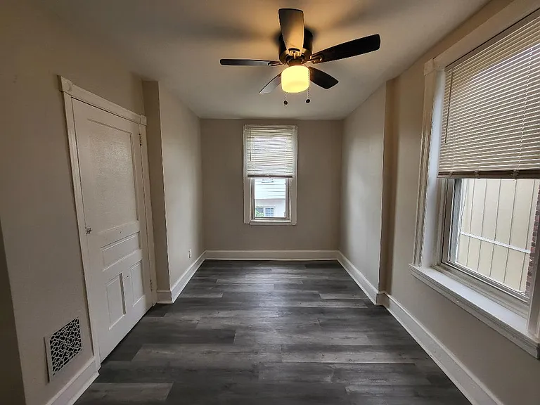 230 S Frazier St — Photo 26