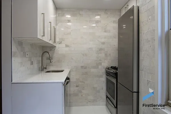 Rented by FirstService Realty (legacy) | media 31