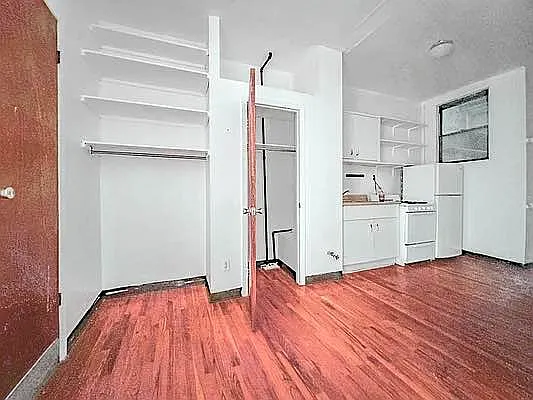 Rented by Metropolitan Property Group | media 3