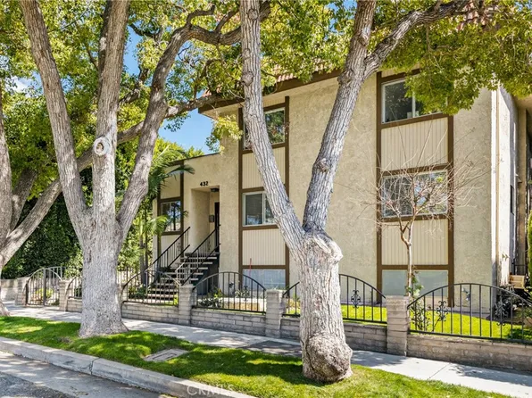 432 S Oak Knoll Ave APT 4, Pasadena, CA 91101
