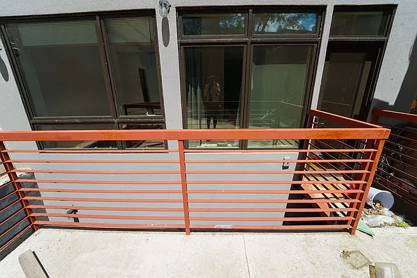 Rented by Manhattan Management LLC | media 78