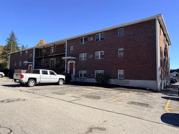 271 Boston Post Rd E APT 4, Marlborough, MA 01752