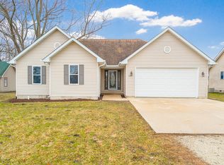 235 E Cermak Rd, Braidwood, IL 60408