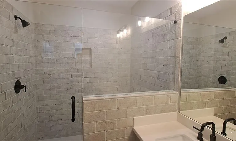 306 Fair St — Photo 15