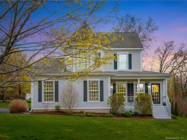 3 Rockledge Lane, Canton, CT 06019