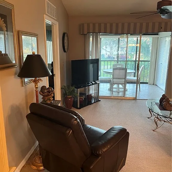 13094 Cross Creek Ct #113 — Photo 10