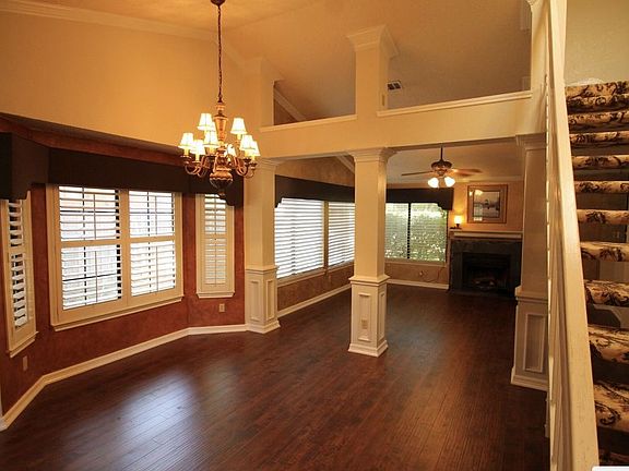 4th image of 513 Dove Creek Cir