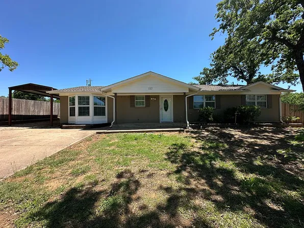 117 Bryan St, Jacksboro, TX 76458