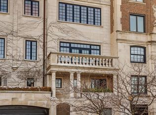 2124 N Lincoln Park W, Chicago, IL 60614